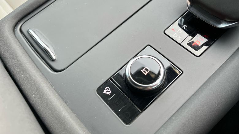 Land Rover Discovery 3.0 D300 R-Dynamic HSE 5dr Auto Diesel Station Wagon